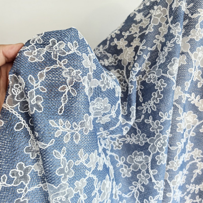 Embroidery Flower Pattern - 꽃 자수 튤 레이스 원단 블루
